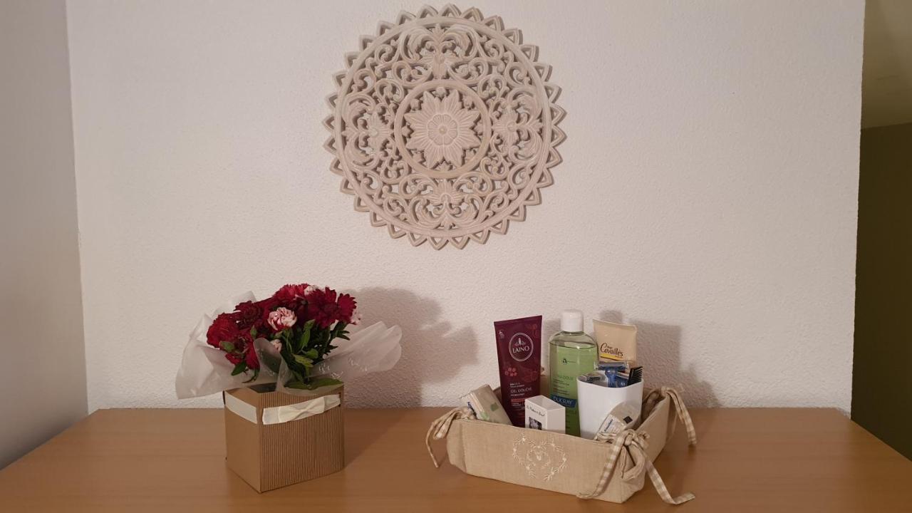 Chambre Alienor D'Aquitaine Bordeaux Luaran gambar