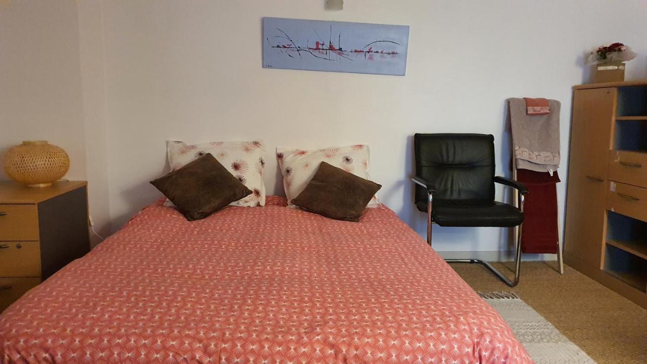 Chambre Alienor D'Aquitaine Bordeaux Luaran gambar